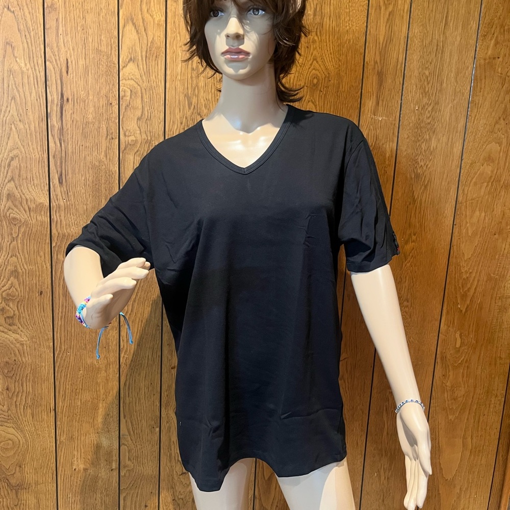 Black V-Neck t shirt X-Large